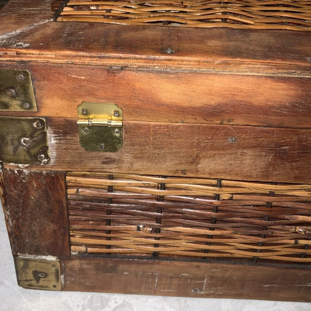 Accent this vintage